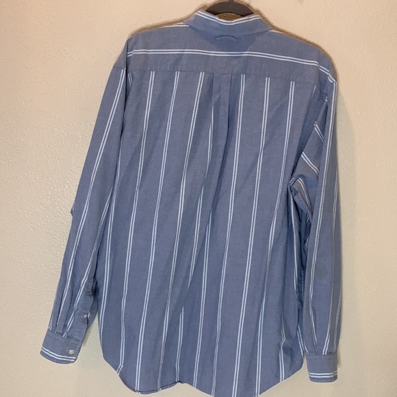 EUC Eddie Bauer Casual Button Down Long Sleeve - Picture 7 of 10